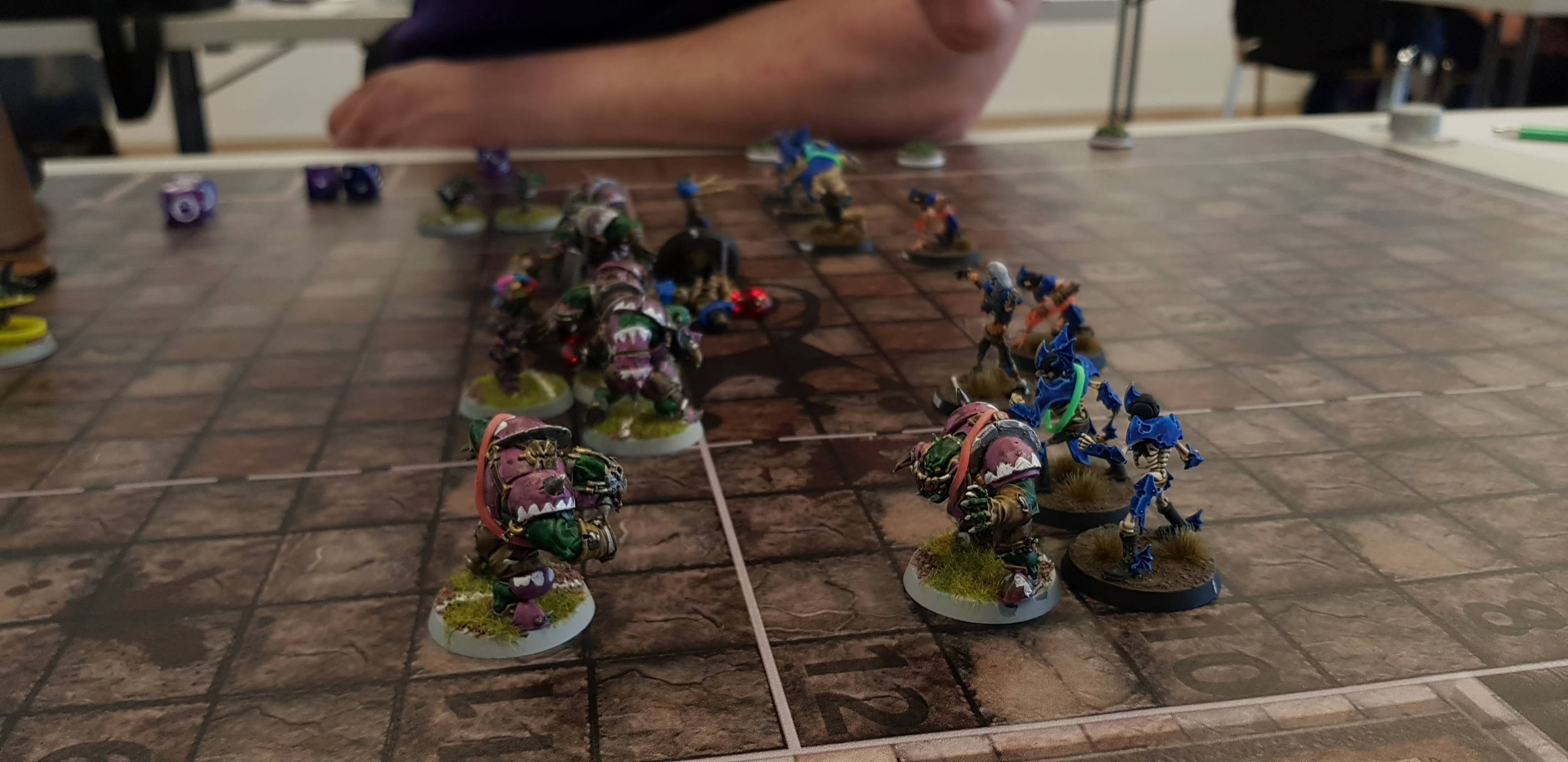 The Haranni Horror Hecatees vs. the Orcs aus der Hölle